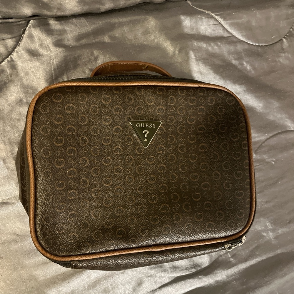 Makeup bag
